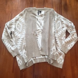 Heart N Crush Tan & Cream Aztec Cardigan
